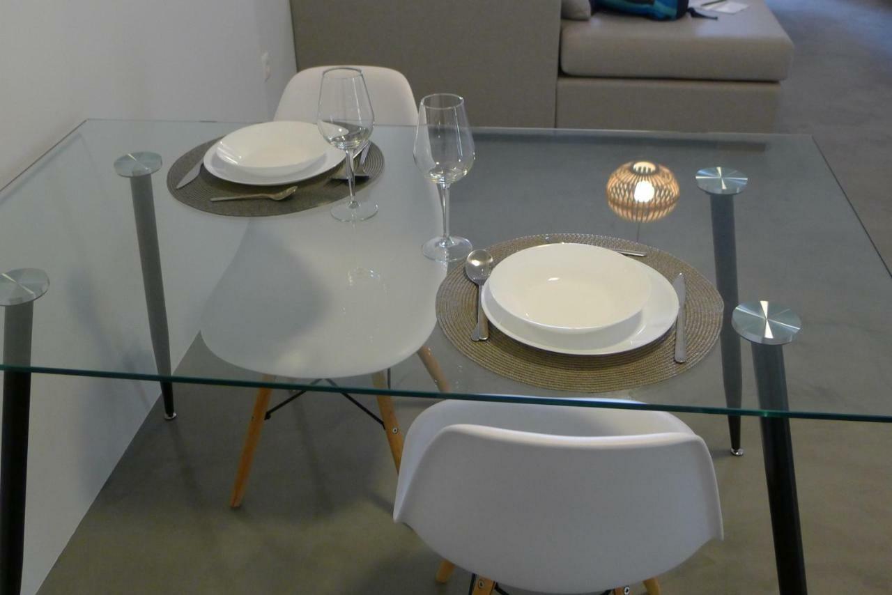 Deluxe Apartment In Vouliagmeni เอเธนส์ ภายนอก รูปภาพ