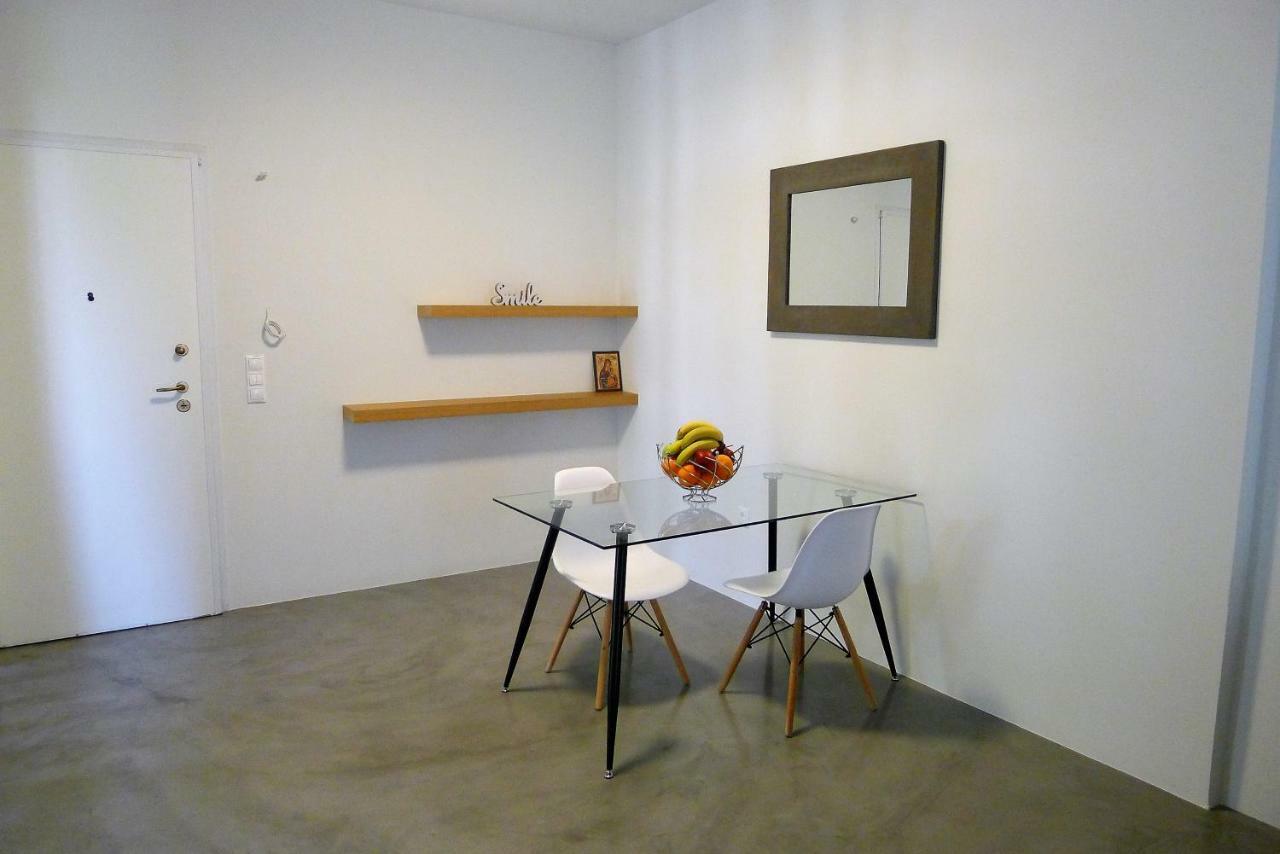 Deluxe Apartment In Vouliagmeni เอเธนส์ ภายนอก รูปภาพ
